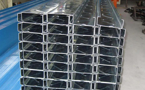 临洮C型钢在轻型临洮钢结构中的选型与施工要点 临洮C型钢在轻型临洮钢结构中的选型与施工要点